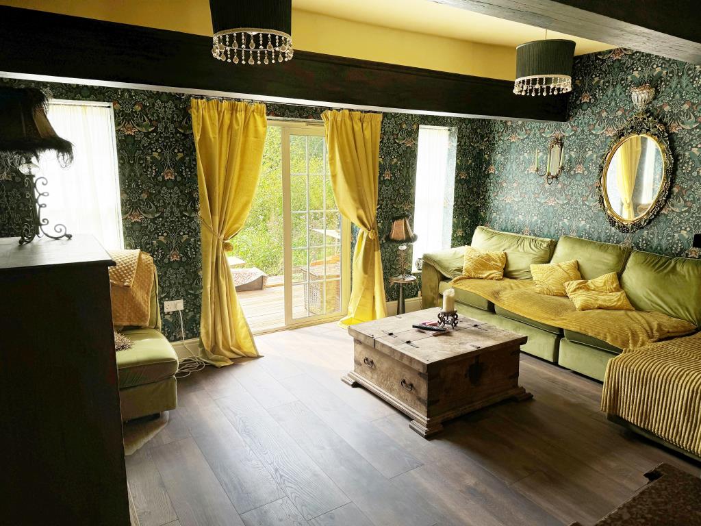 Lot: 80 - DETACHED BUNGALOW WITH POTENTIAL ON 1.6 ACRE PLOT - Looking Towards the Garden from the Living Room